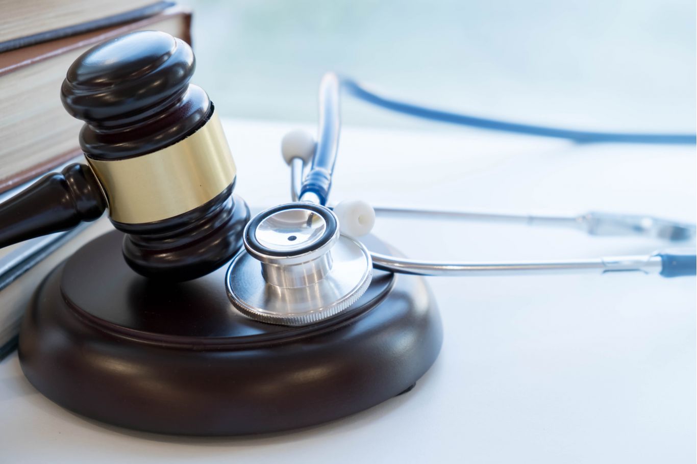 difference-between-medical-malpractice-and-medical-negligence-landrum